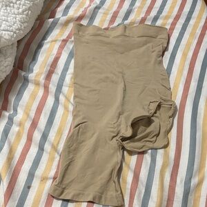 SKIMS Neutral Shapewear